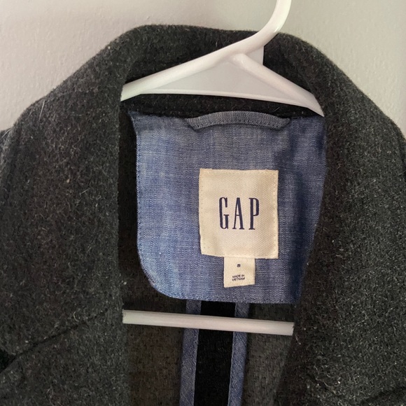 Italian Made Wool Grey Gap Men’s Overcoat - Picture 4 of 5